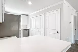 9195 N Peachtree Way, Citrus Springs, FL 34434 - Photo 8