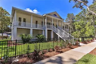 130 NE Crystal St, Crystal River, FL 34428 - Photo 8