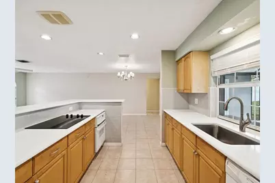 2554 Rolling Oaks Drive, Palm Harbor, FL 34683 - Photo 14