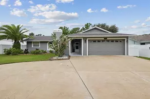 2554 Rolling Oaks Dr, Palm Harbor, FL 34683 - Photo 4