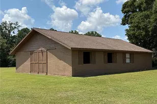 9901 SW 67th Terrace, Ocala, FL 34476 - Photo 2