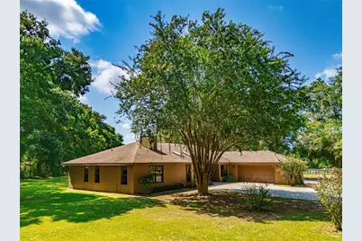 9901 SW 67th Terrace, Ocala, FL 34476 - Photo 2