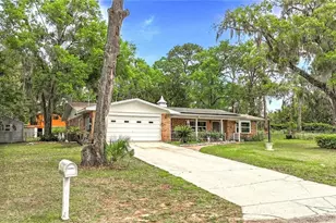 401 S Pine Ave, Inverness, FL 34452 - Photo 2