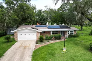 401 S Pine Ave, Inverness, FL 34452 - Photo 1