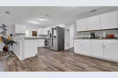 401 S Pine Avenue, Inverness, FL 34452 - Photo 16