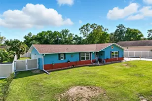 317 Bahia Cir, Ocala, FL 34472 - Photo 4