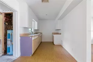 1136 NE 8th St, Ocala, FL 34470 - Photo 6