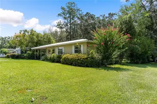 1136 NE 8th St, Ocala, FL 34470 - Photo 2