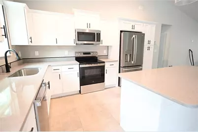 24433 NW Tamarind Lane, Dunnellon, FL 34431 - Photo 10