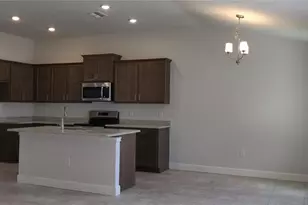 5477 Ocean Breeze Dr, Spring Hill, FL 34609 - Photo 2