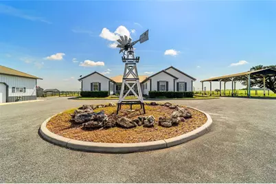 13750 SE 54th Street, Morriston, FL 32668 - Photo 1