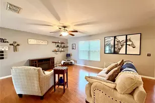 12406 NE 50th View, Oxford, FL 34484 - Photo 8