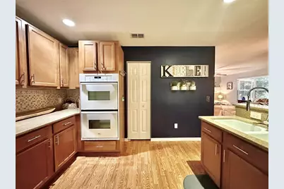 12406 NE 50th View, Oxford, FL 34484 - Photo 16