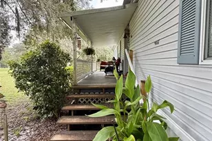 340 Debra St, Inglis, FL 34449 - Photo 8