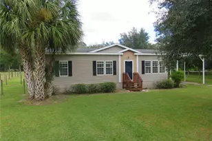 40220 Bowtie Dr, Lady Lake, FL 32159 - Photo 2