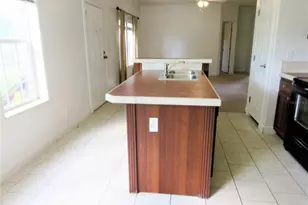 40220 Bowtie Dr, Lady Lake, FL 32159 - Photo 18