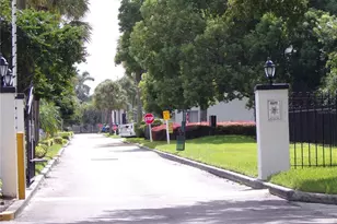 4409 S Semoran Blvd, Orlando, FL 32822 - Photo 2