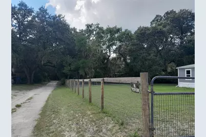 2060 SE 191st Terrace, Morriston, FL 32668 - Photo 8