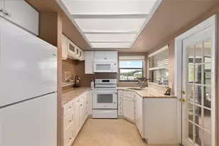 362 NW 14th Pl, Crystal River, FL 34428 - Photo 18