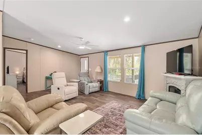 453 Old Hawthorne Road, Hawthorne, FL 32640 - Photo 16