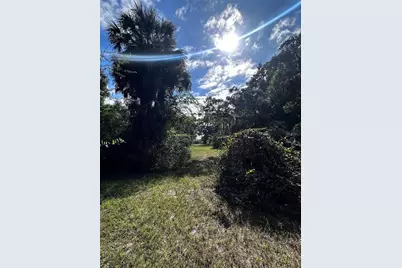722 Highway 40 W, Inglis, FL 34449 - Photo 6