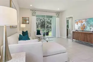 8586 Pinecrest Trl, Wildwood, FL 34785 - Photo 8