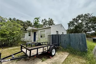 762 60th Ave NE, Saint Petersburg, FL 33703 - Photo 4