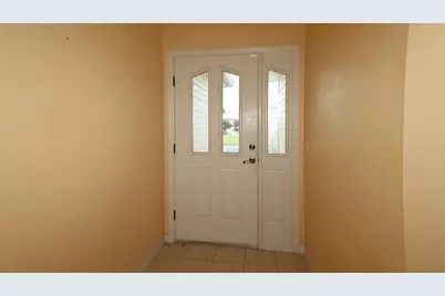 17700 SE 92nd Grantham Terrace, The Villages, FL 32162 - Photo 2