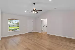 1086 W Anderson Ln, Citrus Springs, FL 34434 - Photo 10