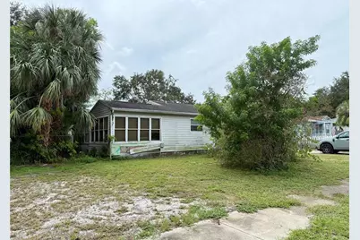 762 60th Avenue NE, Saint Petersburg, FL 33703 - Photo 6