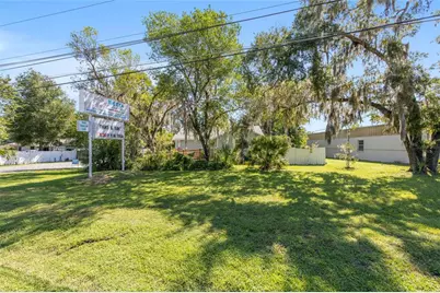 1703 NE 8th Road, Ocala, FL 34470 - Photo 2