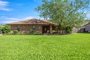 2045 SE 32nd St, Ocala, FL 34471 - Photo 1