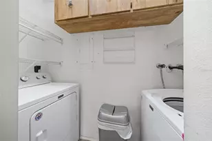 2923 Lichen Ln, Clearwater, FL 33760 - Photo 12