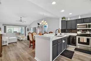 16850 SE 86th Deptford Ct, The Villages, FL 32162 - Photo 8