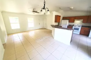 2825 SW 140th Ct, Ocala, FL 34481 - Photo 2