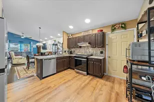 1120 NE 22nd Ct, Gainesville, FL 32641 - Photo 12