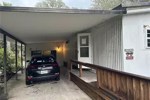 10625 NE 153rd St, Fort Mc Coy, FL 32134 - Photo 6