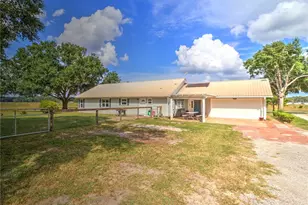 24921 NE 136th Ln, Salt Springs, FL 32134 - Photo 2