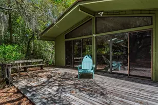 17 S Bay Shore Dr, Eastpoint, FL 32328 - Photo 40