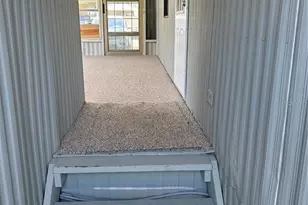 819 Mary St, Wildwood, FL 34785 - Photo 8