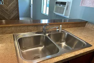 819 Mary St, Wildwood, FL 34785 - Photo 18