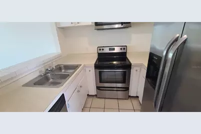 2114 NE 38th Avenue, Ocala, FL 34470 - Photo 4