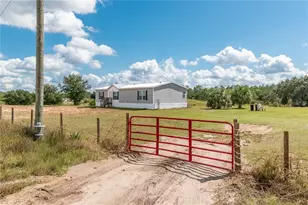 15919 SE 108 Loop, Ocklawaha, FL 32179 - Photo 2