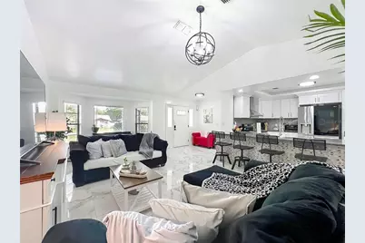 21668 SW Peach Blossom Street, Dunnellon, FL 34431 - Photo 4