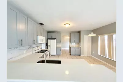 2262 Pecos Court, Kissimmee, FL 34759 - Photo 8