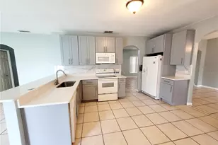 2262 Pecos Ct, Kissimmee, FL 34759 - Photo 10