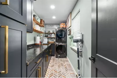 23220 NW 27th St, Morriston, FL 32668 - Photo 8