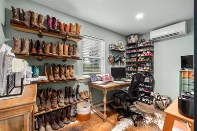 23220 NW 27th St, Morriston, FL 32668 - Photo 18