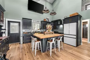 23220 NW 27 St, Morriston, FL 32668 - Photo 16