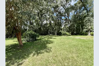 8035 NE 33rd Court, Anthony, FL 32617 - Photo 18
